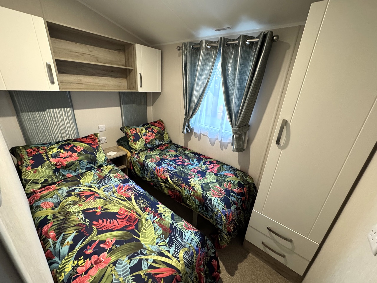 Willerby Skye bedroom