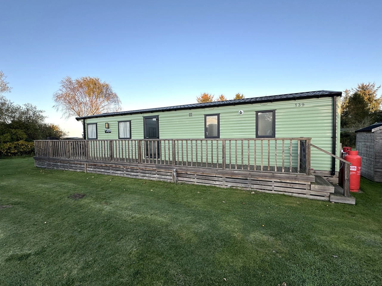 Willerby Skye decking