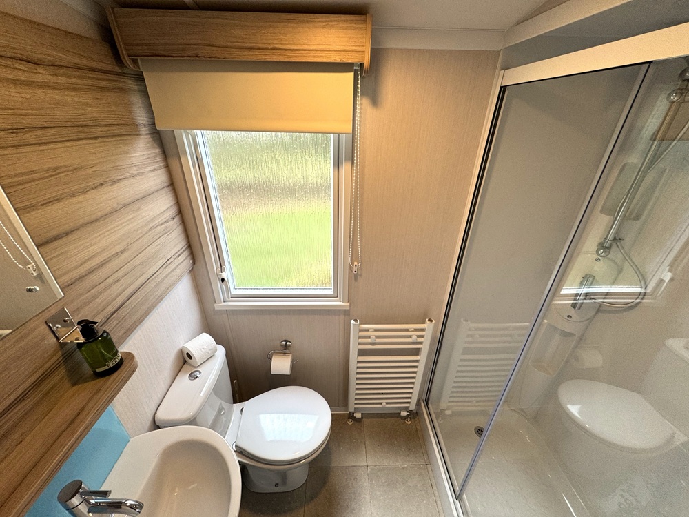 Nith hire fleet luxury caravan bathroom