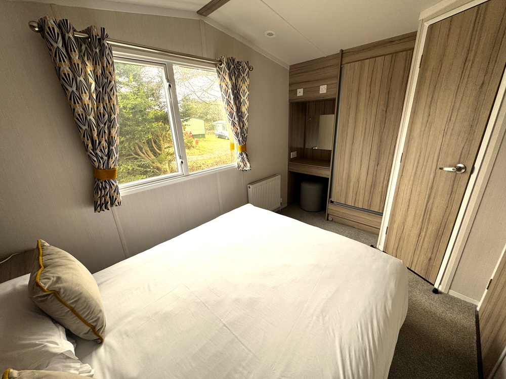 Nith hire fleet luxury caravan bedroom