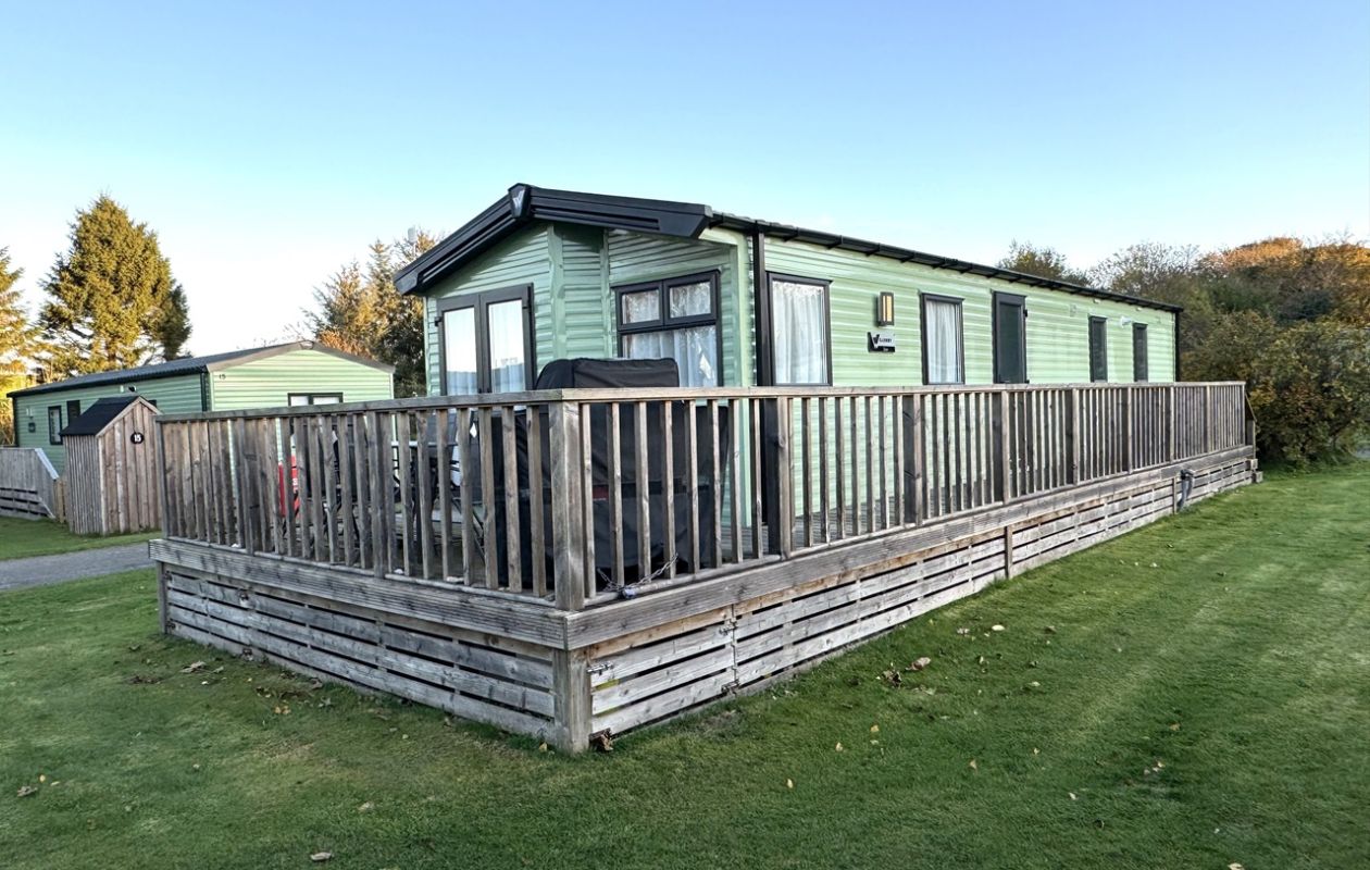 Willerby Skye decking